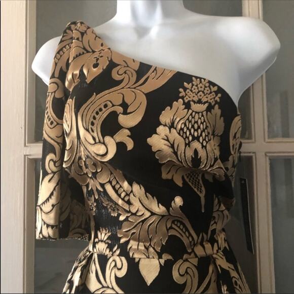 Gianni Bini One Shoulder Dress - Picture 4 of 6